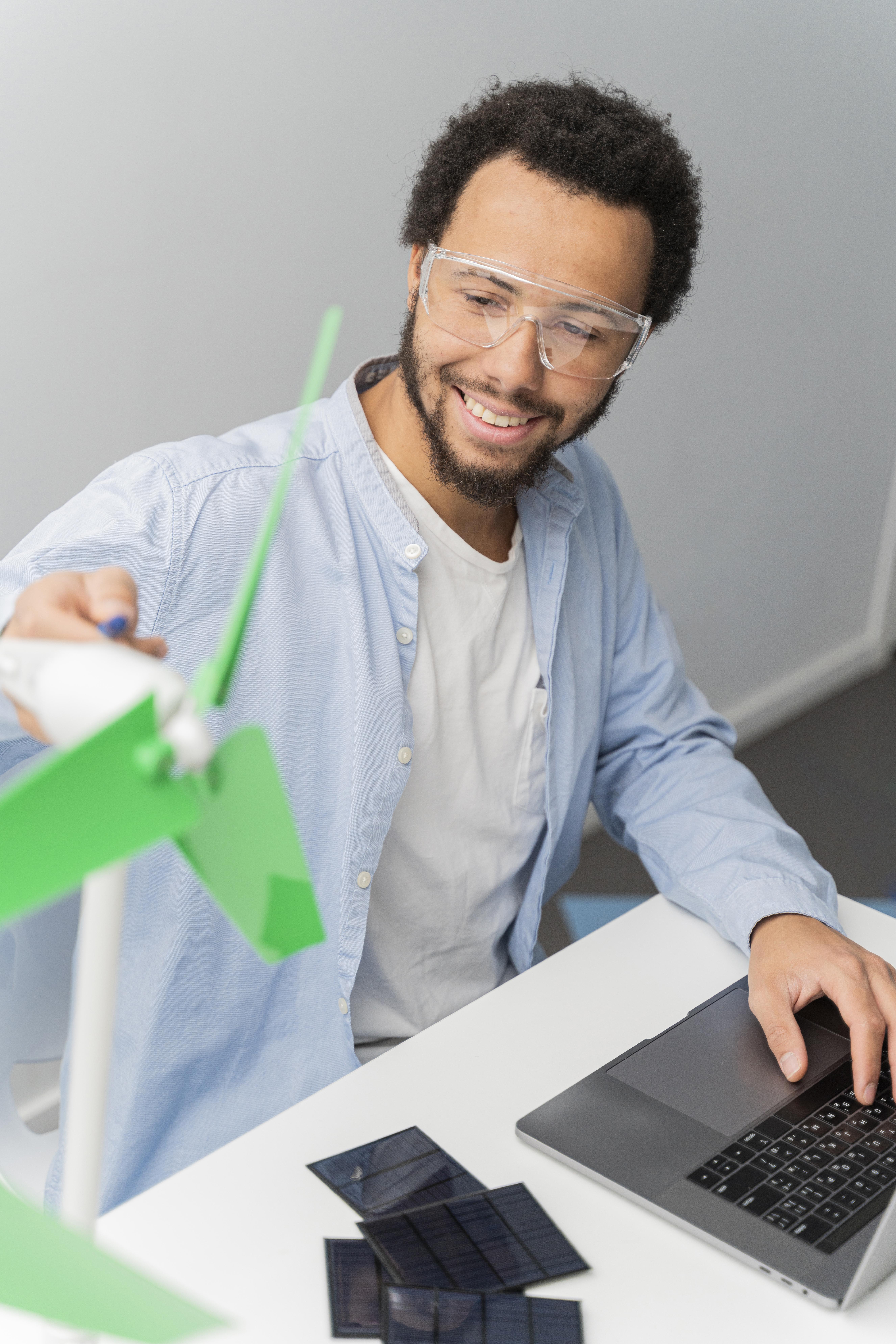 engineer-working-energy-innovations engineer-working-energy-innovations